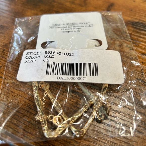 NWT Bansri Gold Angled Bar Yellow Crystal Statement Dangle Earrings Flower Charm - Picture 7 of 7